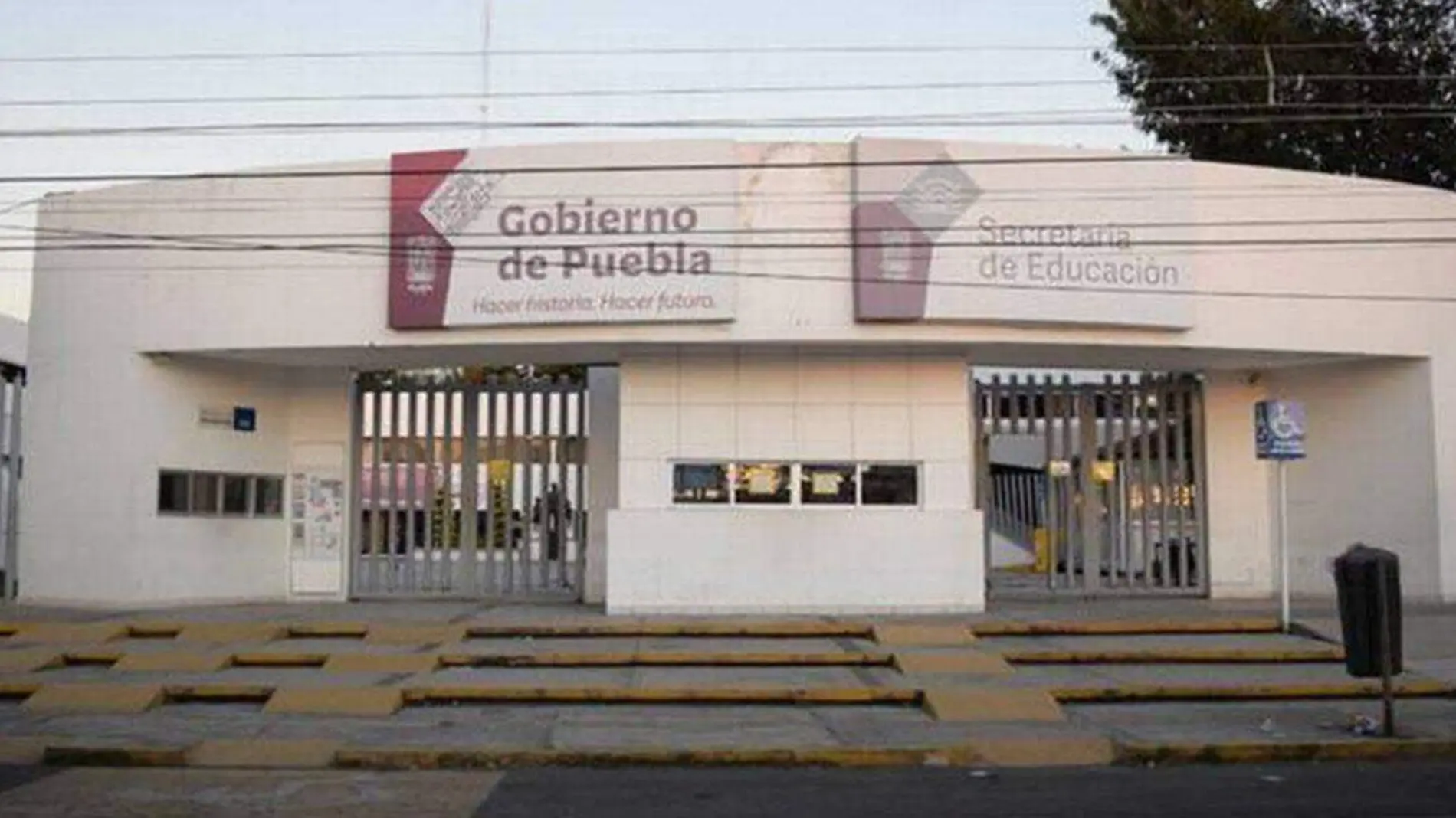 La Secretaría de Educación Pública (SEP), aclaró que no puede condicionarse la entrega de documentos